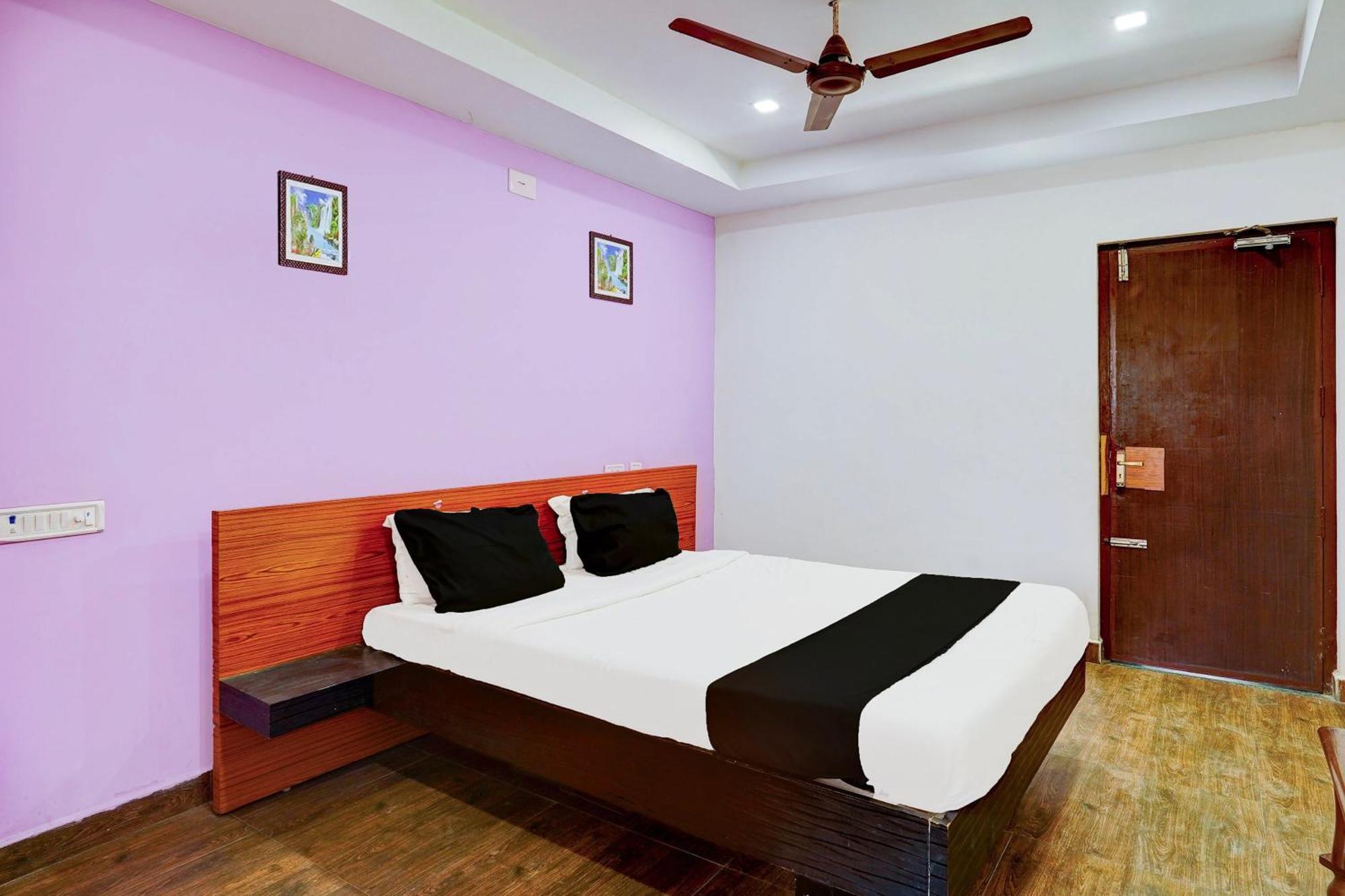 Hotel O Ambur Luaran gambar
