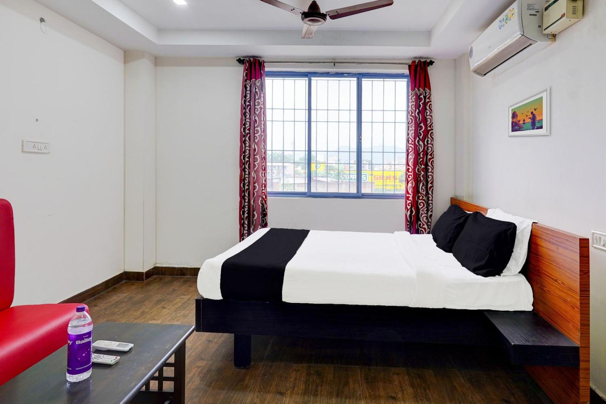Hotel O Ambur Luaran gambar