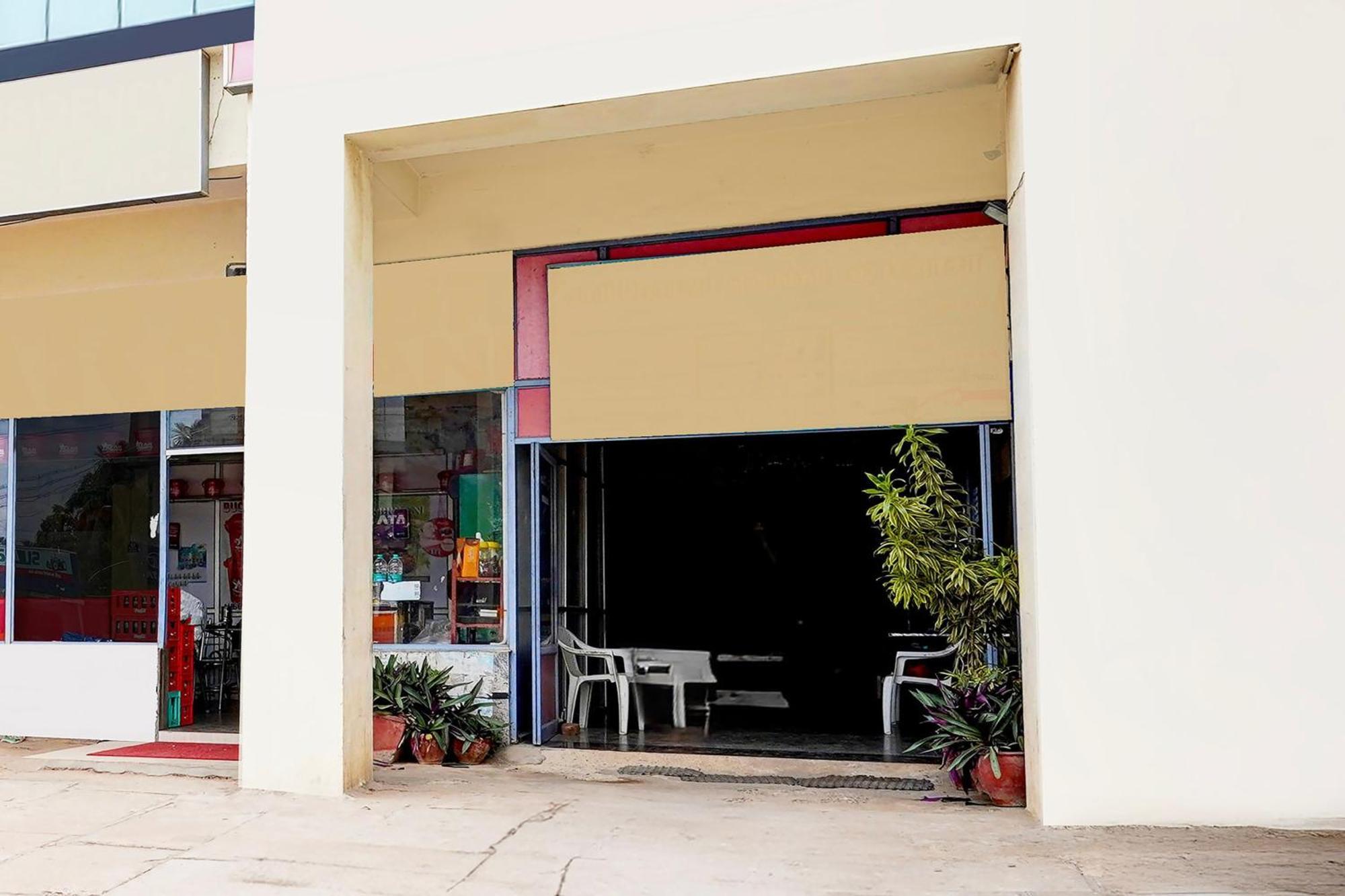 Hotel O Ambur Luaran gambar